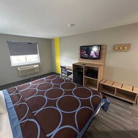 Super 8 By Wyndham Lewiston Auburn Area Hotel Екстериор снимка
