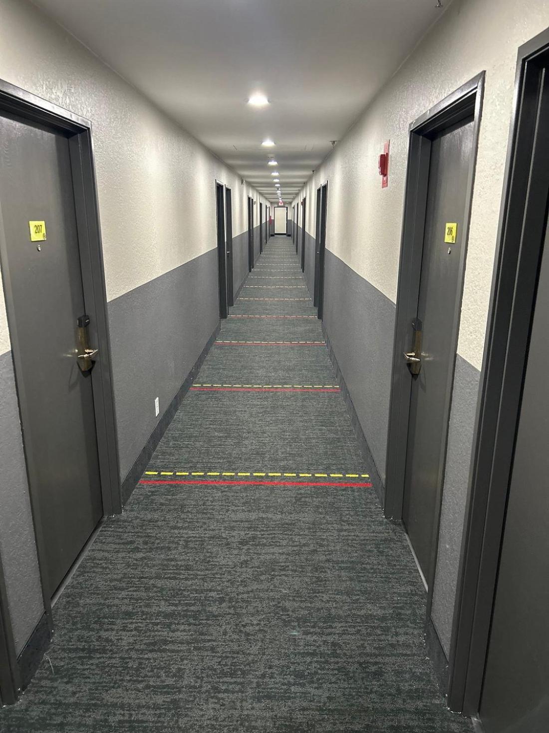 Super 8 By Wyndham Lewiston Auburn Area Hotel Екстериор снимка