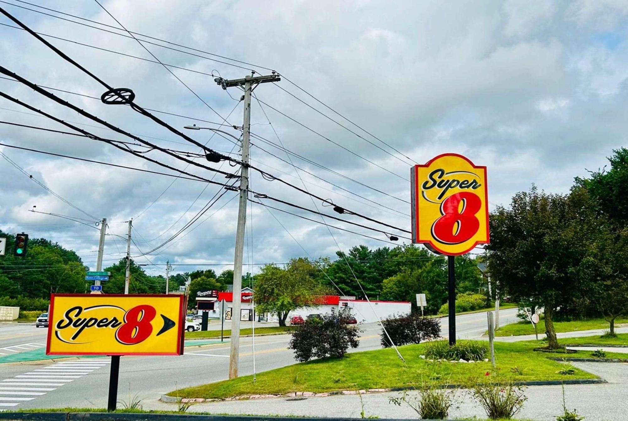 Super 8 By Wyndham Lewiston Auburn Area Hotel Екстериор снимка